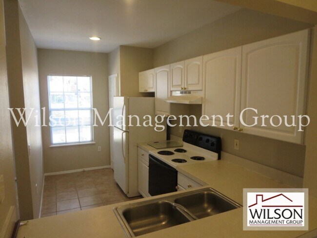 Foto del edificio - 2 br, 2.5 bath House - 6984 Woodlake Drive