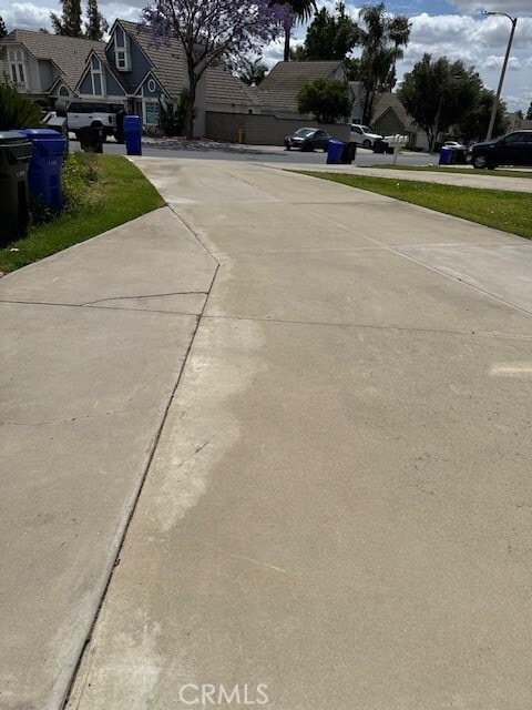 Foto del edificio - 6594 Montresor Pl