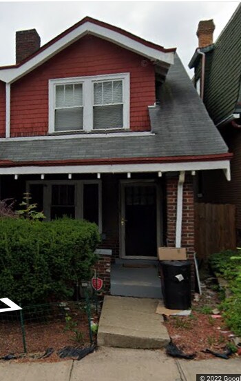 Building Photo - 703 Midland St