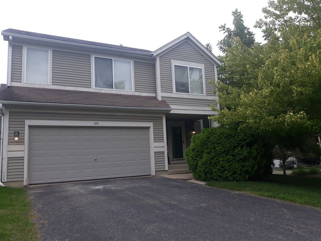 Primary Photo - 870 Waterview Dr