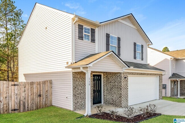 Foto del edificio - 130 Stevens Cv Dr