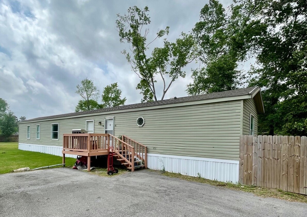 Primary Photo - 24610 Clennie Needham Rd