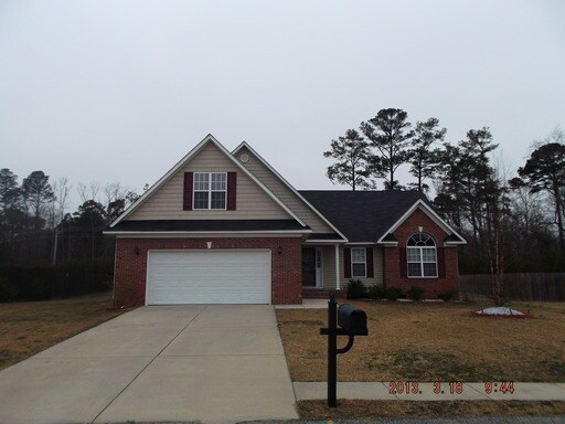 Primary Photo - This Divine 3 Bedroom 2 Bathroom Home Is R...