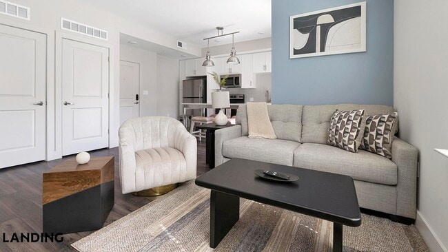 Building Photo - 2220 W First St