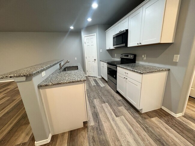 Foto del edificio - 1107 N Englewood Ave