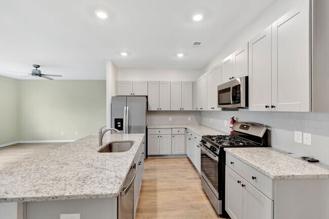 Foto del edificio - Charming One-Story Retreat with Modern Upg...