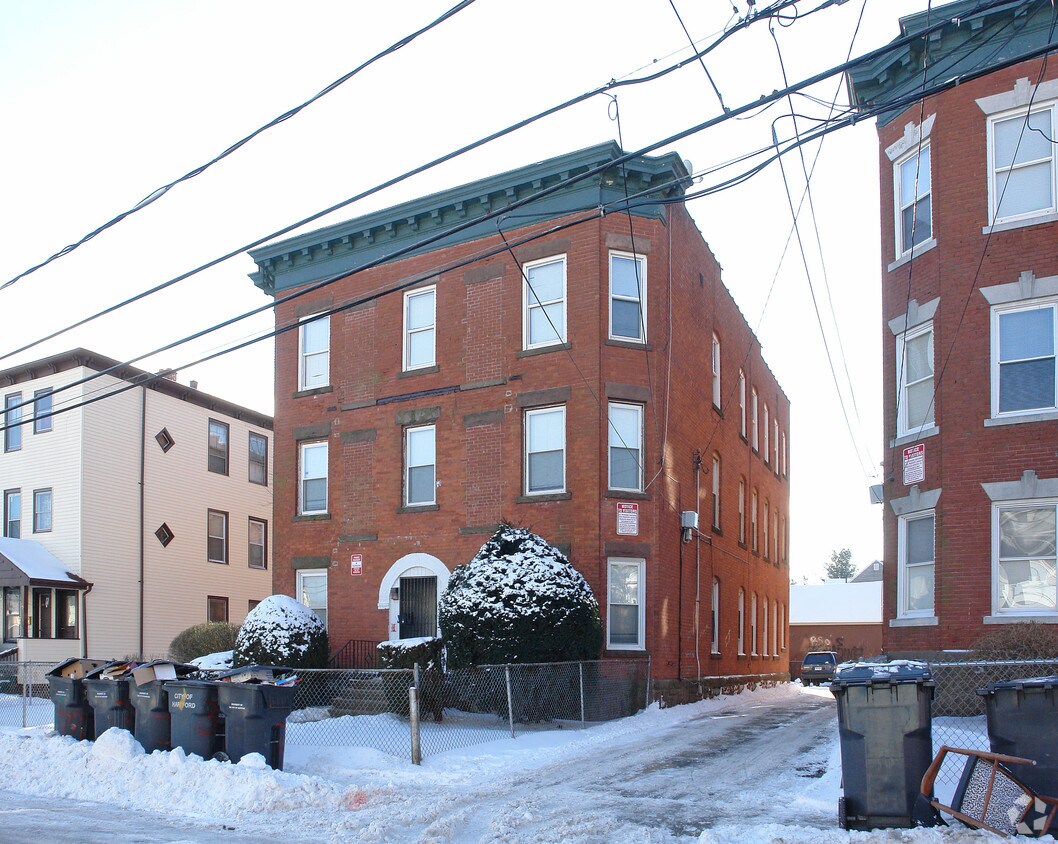 Building Photo - 27-29 Whitmore St