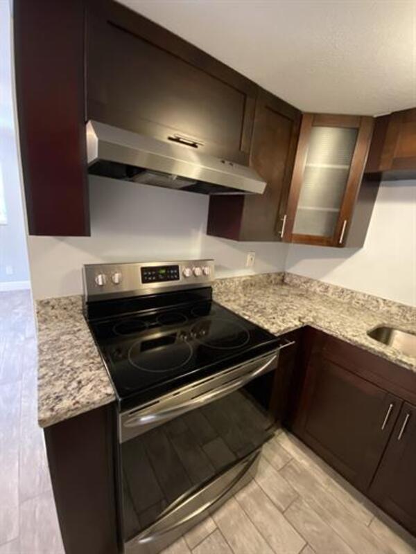 Foto del edificio - 605 92nd Ave N
