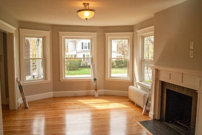 Foto del edificio - 47 Lyman St