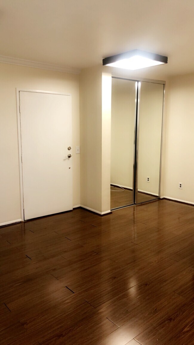 Foto del edificio - 1481 Shenandoah S St