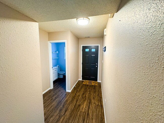 Building Photo - 5119 Prairie Bluff Ct
