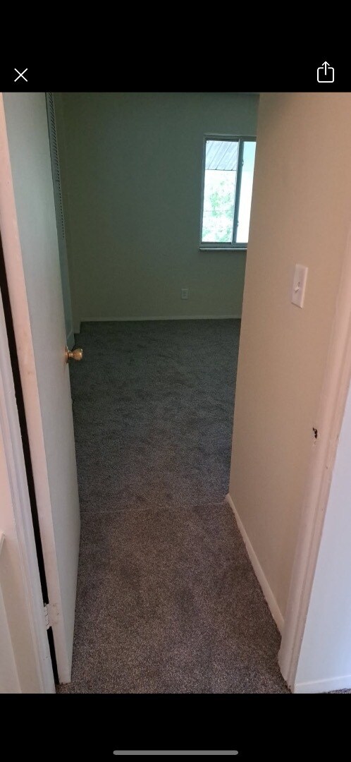 Foto del edificio - 2297 Eastlawn Ave