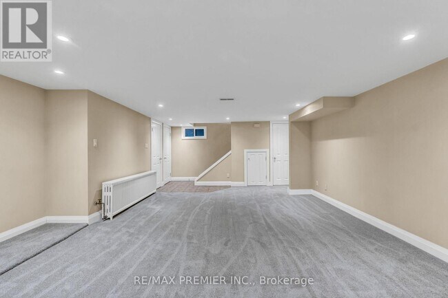 Building Photo - 5 Killarney Rd