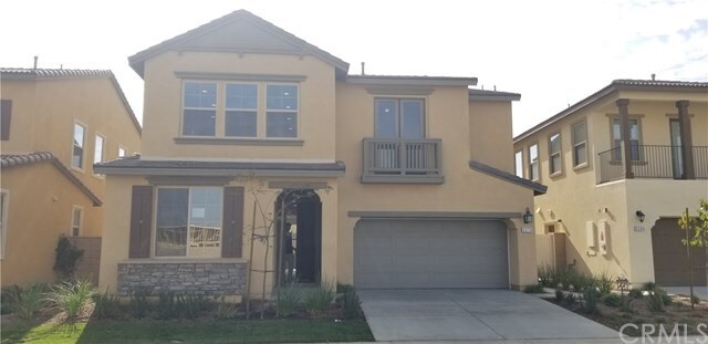 Foto principal - 3274 E Orchard St