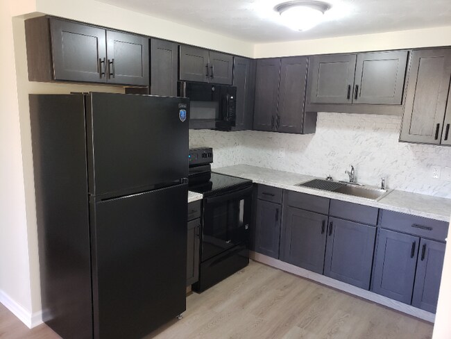 Foto del edificio - 1119 Farnsworth Ave