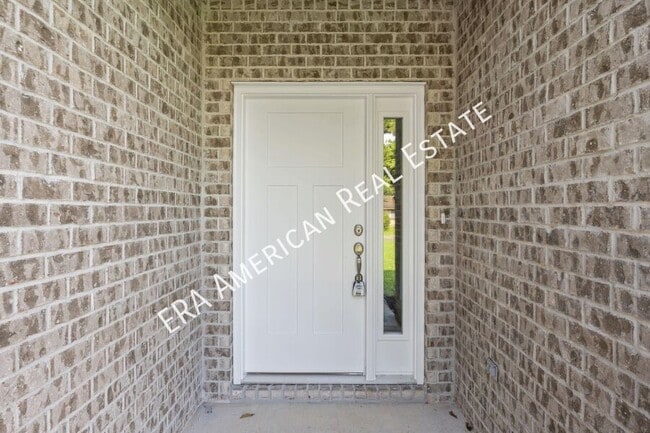 Building Photo - 721 Fairview Dr