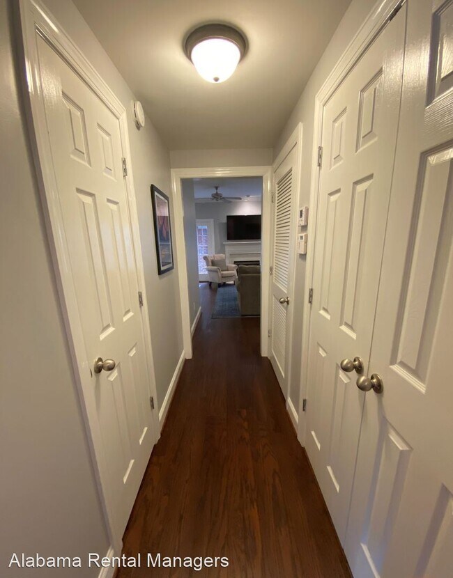 Foto del edificio - 2 br, 2.5 bath House - 467 Meadow Croft Drive