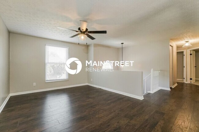 Foto del edificio - 4 Bedroom Pet-Friendly Home in Columbus, OH with Main Street Renewal