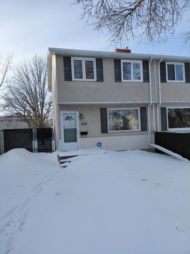 Building Photo - 426 Royal St