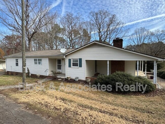 Building Photo - 200 Dan Dixon Dr