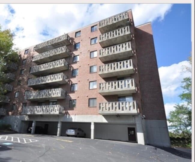 10 Main St Unit 304, Framingham, MA 01702 Condo for Rent in