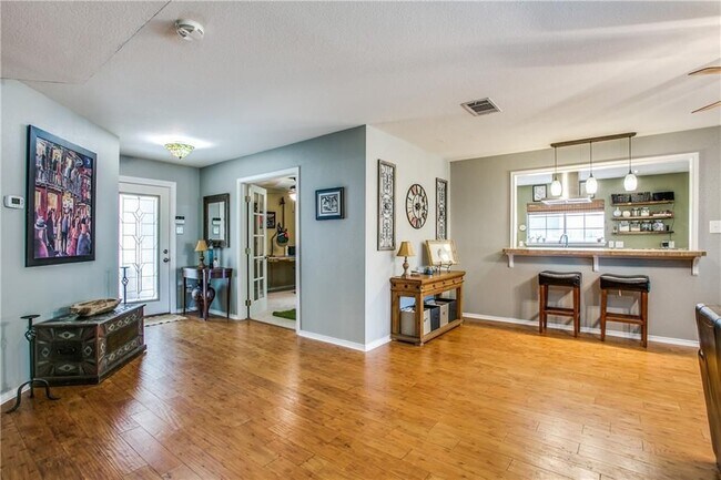 Foto del edificio - 11204 Blairview Ln