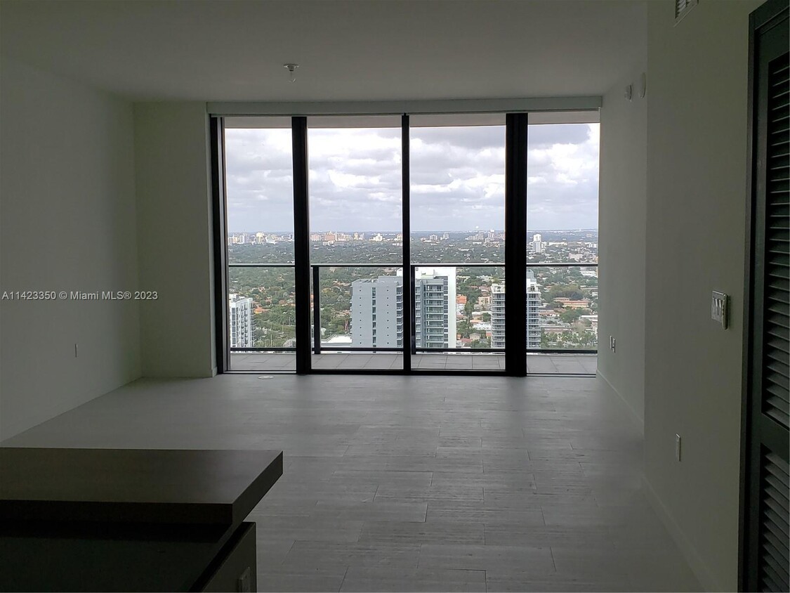 Foto principal - 1000 Brickell Plaza