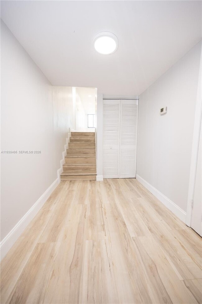 Foto del edificio - 755 Dotterel Rd