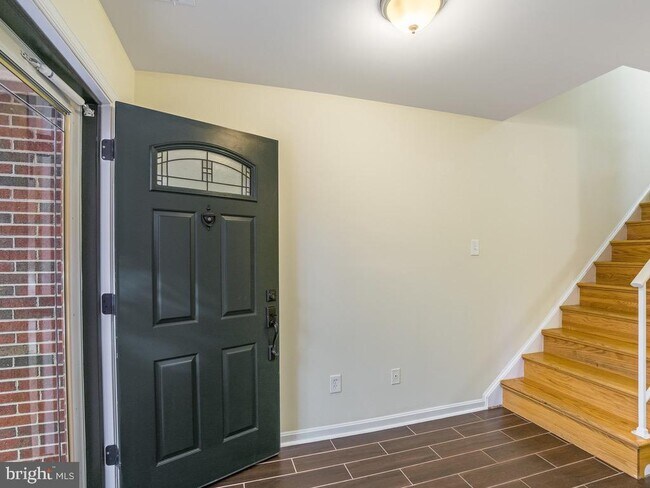 Foto del edificio - 1128 N Taylor St