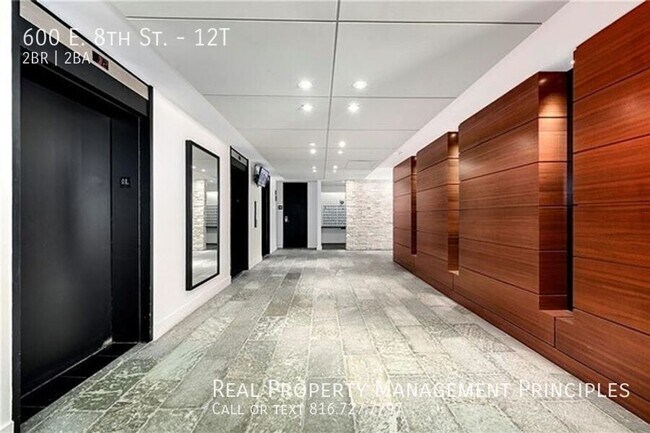Foto del edificio - 600 E 8th St