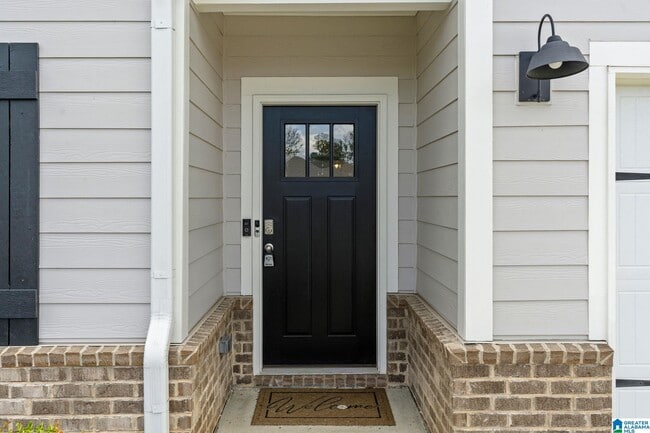 Building Photo - 5700 Post Oak Trl