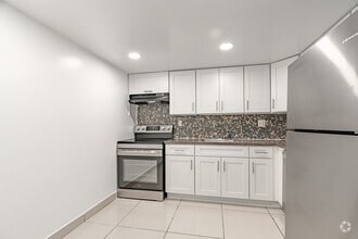 2BR, 1BA - 1,190SF - Windward Vista