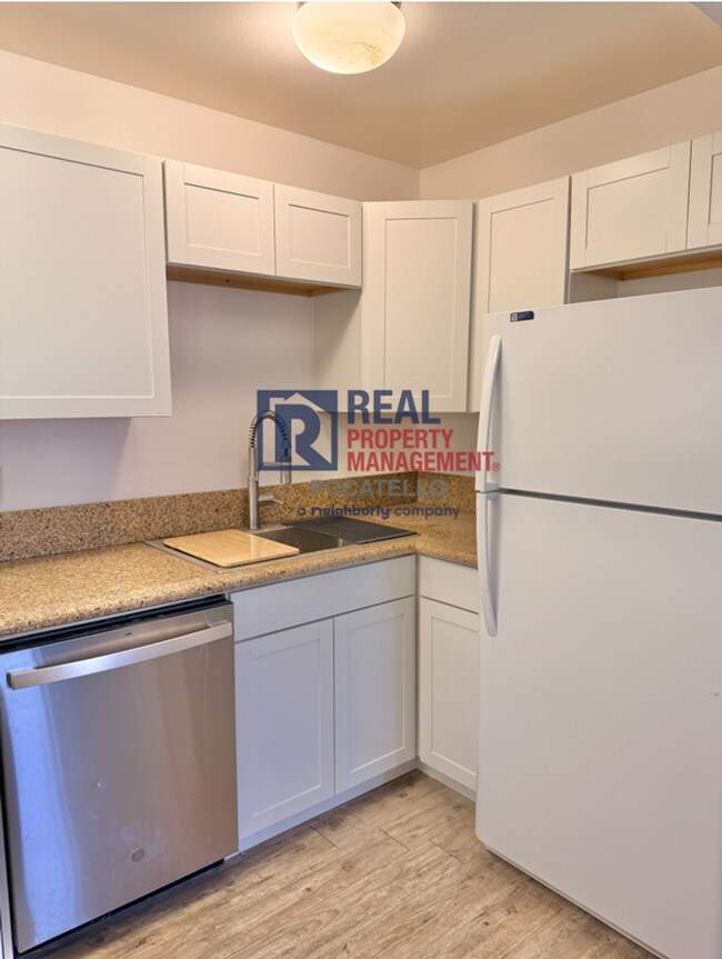Building Photo - Nice 2 bedroom Condo for Rent