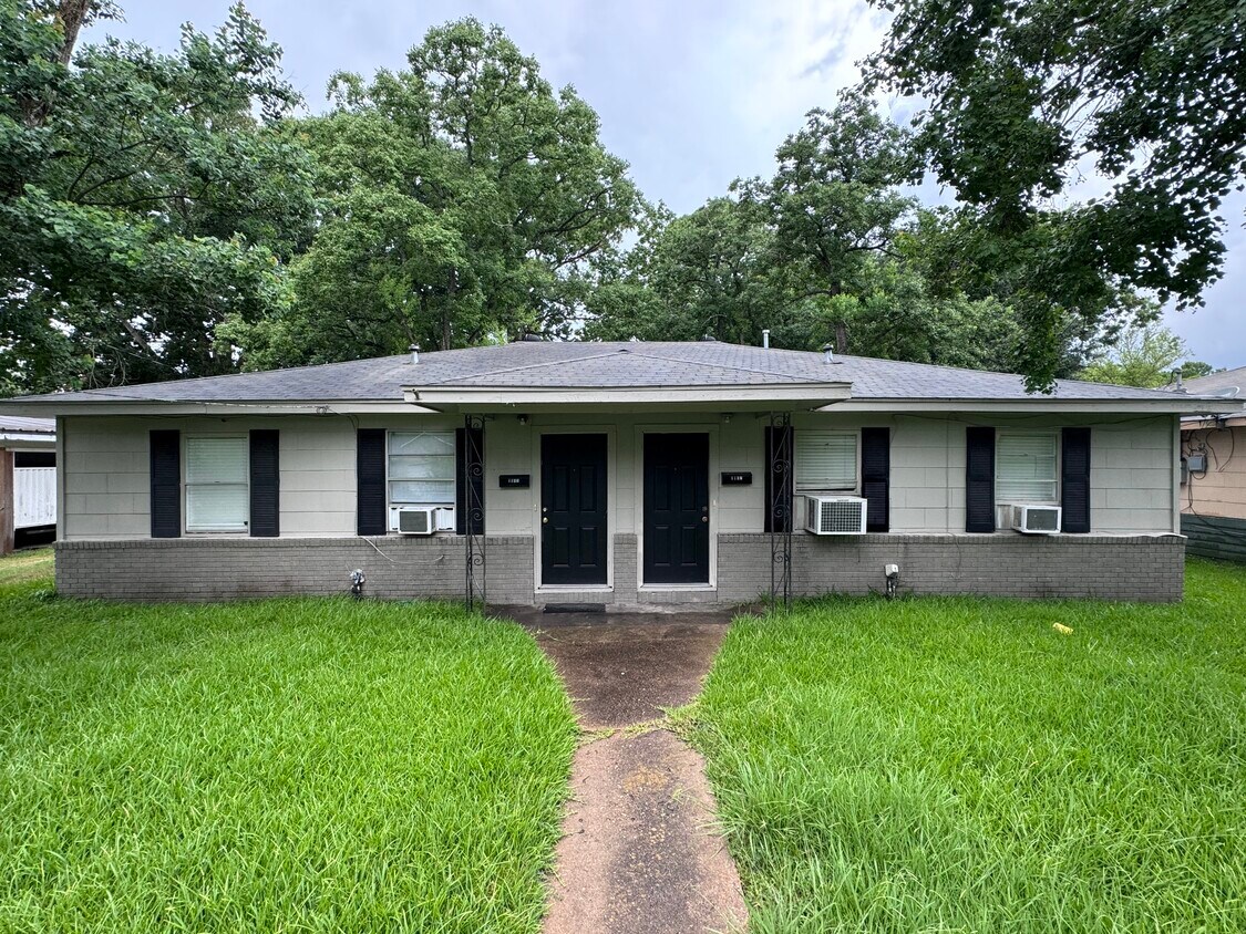 Foto principal - 1105 Milam St