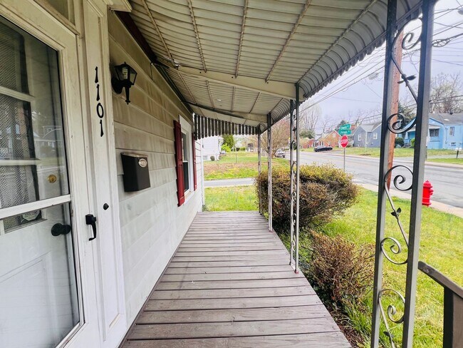 Foto del edificio - 1101 Cherry Ave