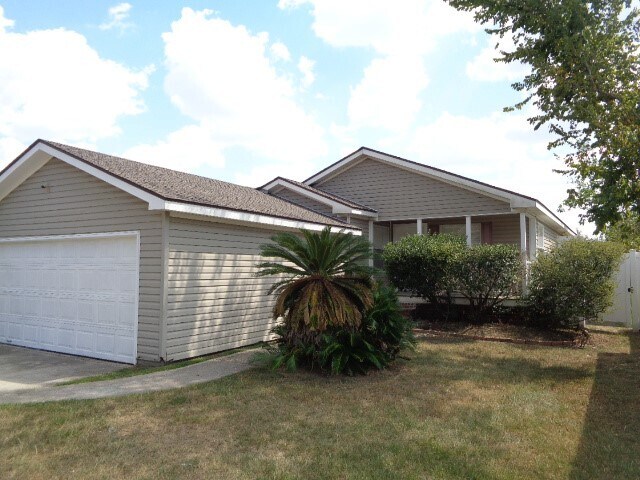 Primary Photo - 10135 Berrybriar Ln