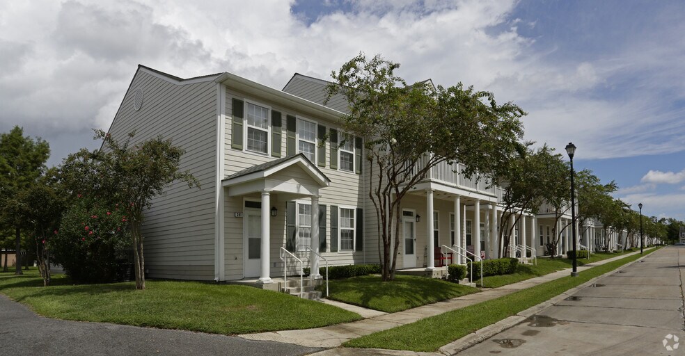 Naval Air Station Joint Reserve Base Rentals Belle Chasse, LA