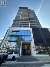 Building Photo - 15 Queen St S