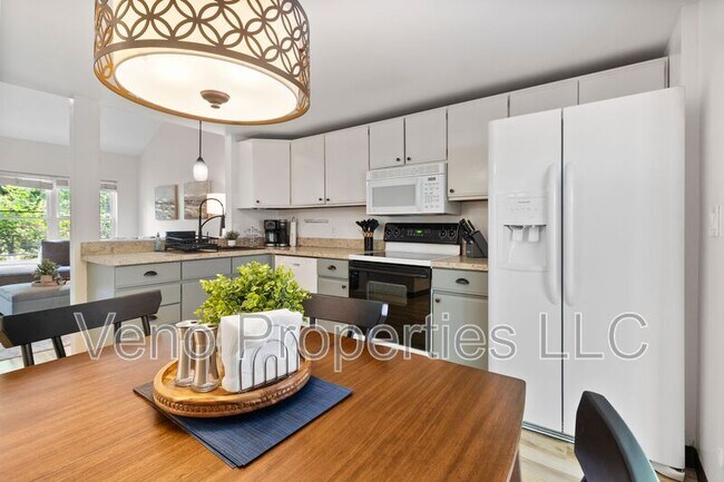 Foto del edificio - 181 Arrow Wood Pl