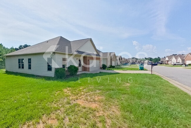 Building Photo - 14628 Griffin St