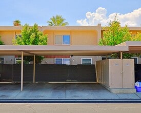 Building Photo - 2230 N Indian Canyon Dr