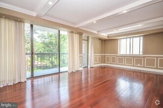 Building Photo - 1401 N Rhodes St