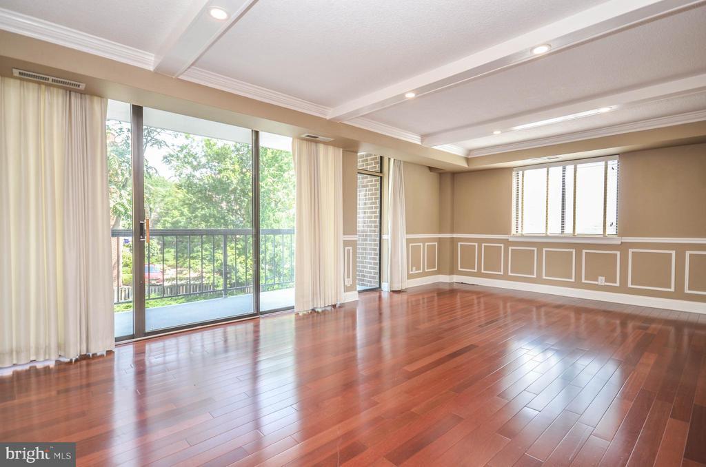 Foto principal - 1401 N Rhodes St