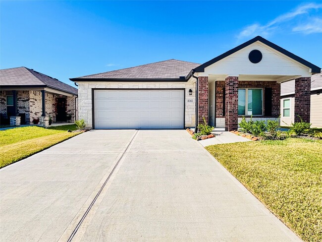 Foto del edificio - 17327 Ridge Dr