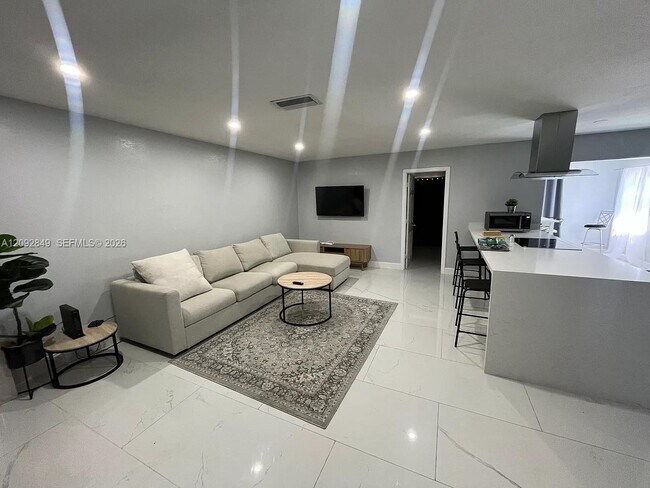 Foto del edificio - 9162 NW 26th Pl