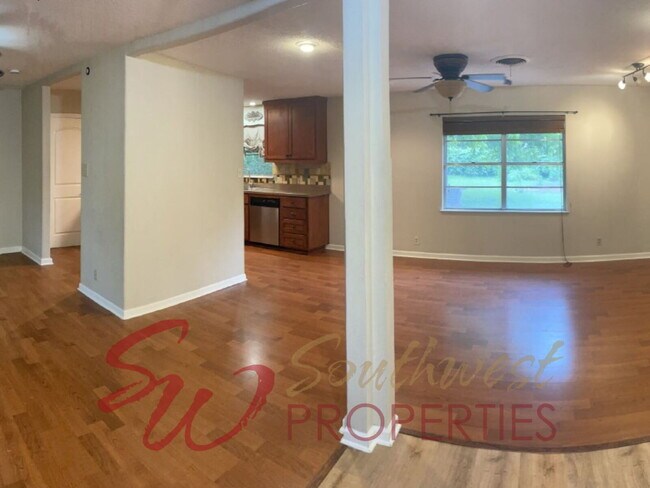 Foto del edificio - Charming 3 Bed / 2 Bath Home in a Quiet Central Neighborhood