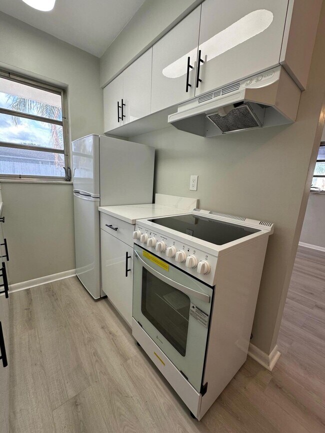 Foto del edificio - 932 S B St