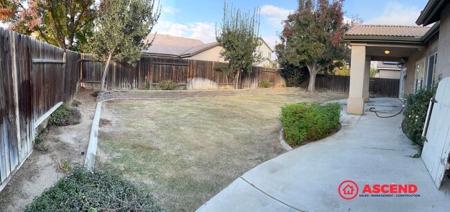 Foto del edificio - Charming Home in Olive Dr Area!