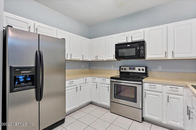 Building Photo - 3620 Kirkpatrick Cir