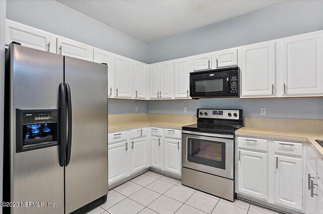 Foto del edificio - 3620 Kirkpatrick Cir